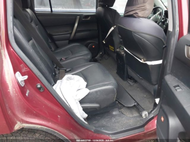 Toyota Highlander Sport Image 5