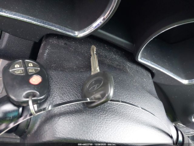 Toyota Highlander Sport Image 11