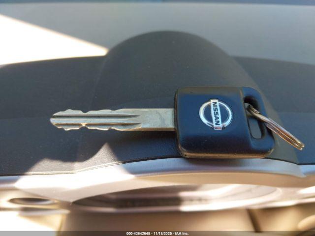 Nissan Murano S Image 2