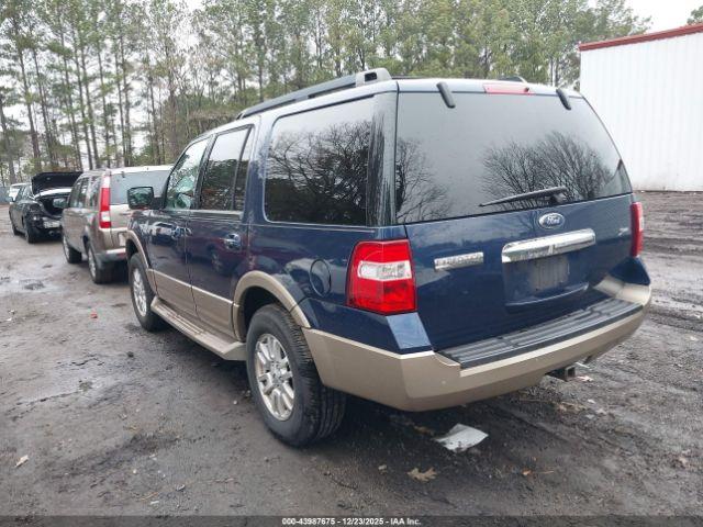 Ford Expedition Xlt Image 4