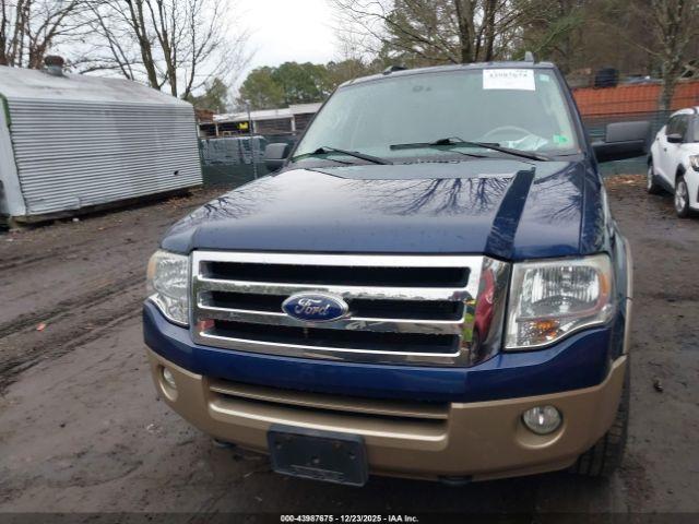 Ford Expedition Xlt Image 16