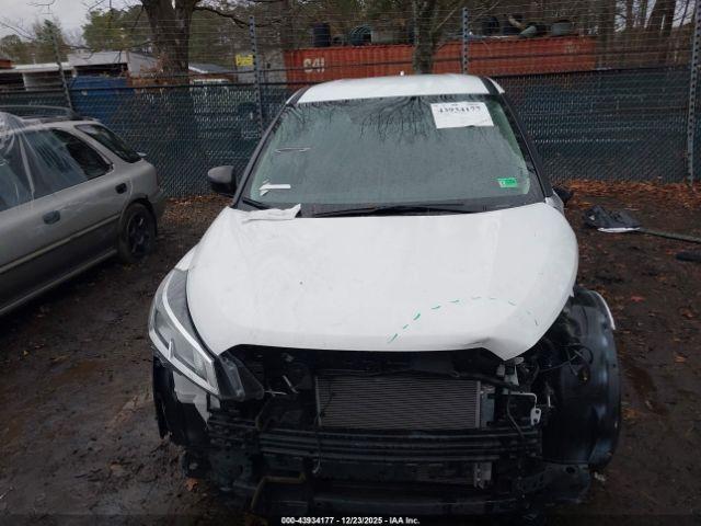 Nissan Kicks S Xtronic Cvt Image 7