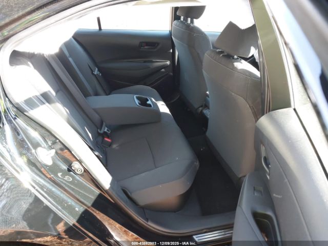 Toyota Corolla Hybrid Le Image 7