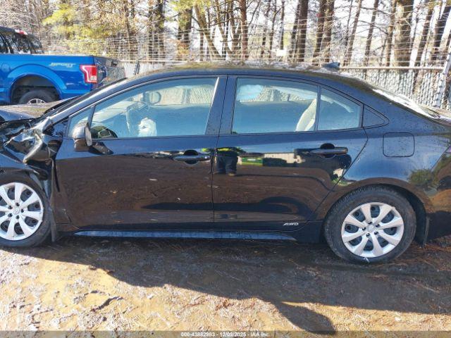 Toyota Corolla Hybrid Le Image 16