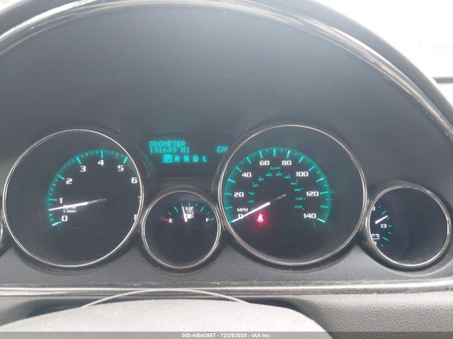 Buick Enclave Leather Image 2