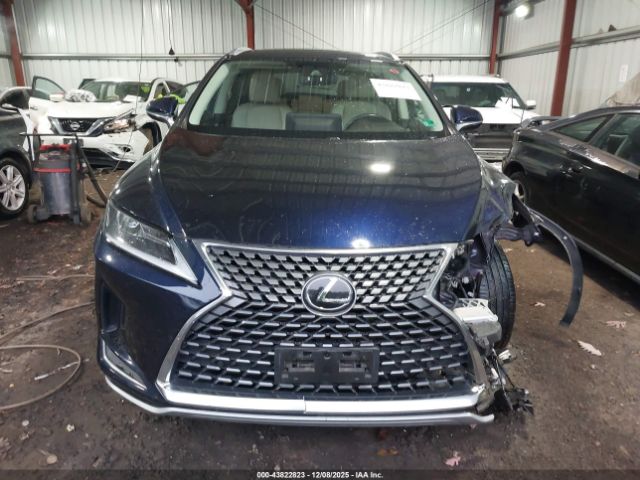 Lexus RX Image 15
