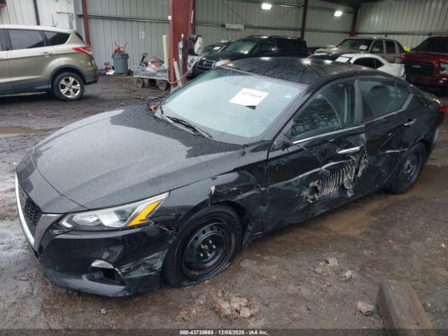 Nissan Altima 2.5 S Image 4