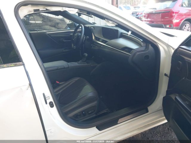 Lexus Es F Sport Image 4