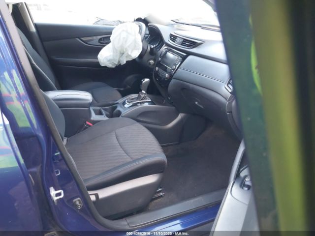 Nissan Rogue S Image 4