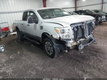  Salvage Nissan Titan