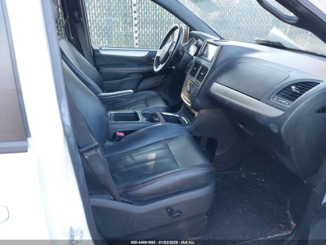 Dodge Grand Caravan Image 7