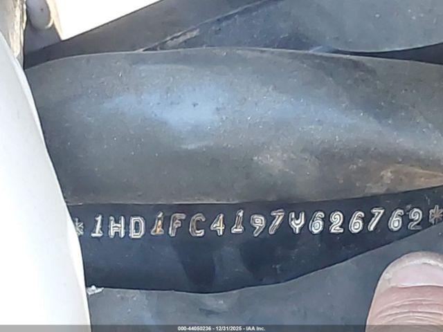 Harley-Davidson Flhtcui Image 12