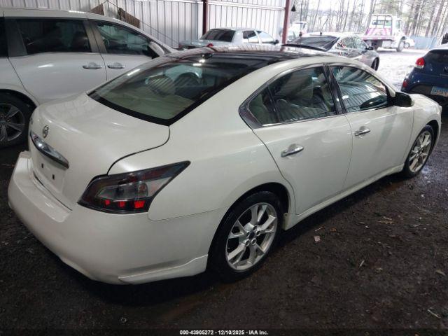 Nissan Maxima 3.5 Sv Image 10