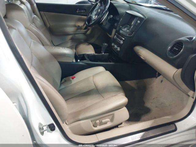 Nissan Maxima 3.5 Sv Image 8