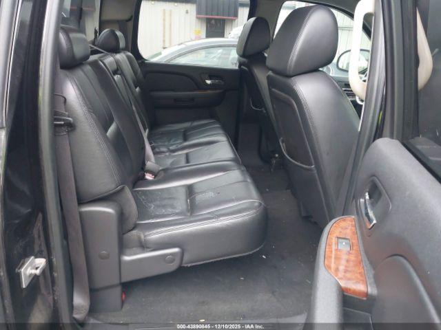 Chevrolet Silverado 1500 Ltz Image 2