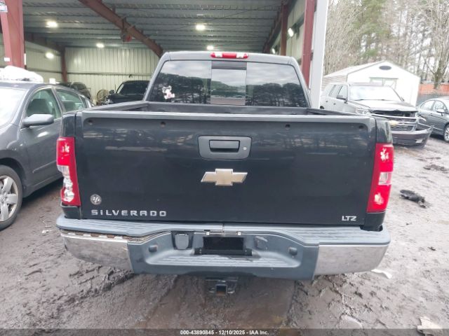Chevrolet Silverado 1500 Ltz Image 12