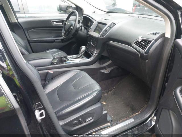 Ford Edge Titanium Image 8