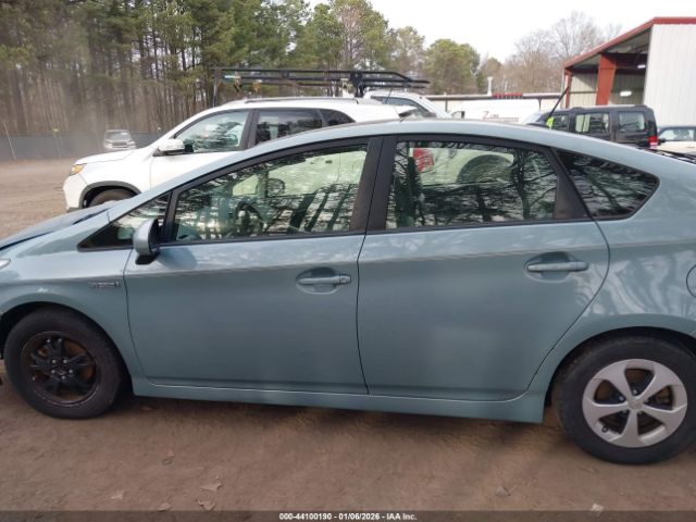 Toyota Prius Four Image 7