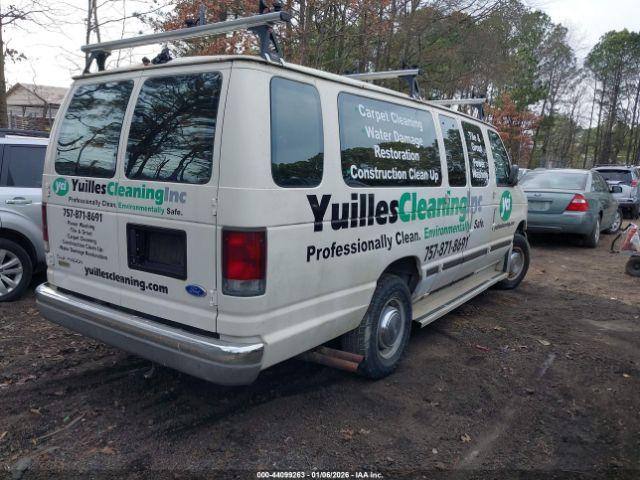 Ford Econoline E350 Super Duty Image 2