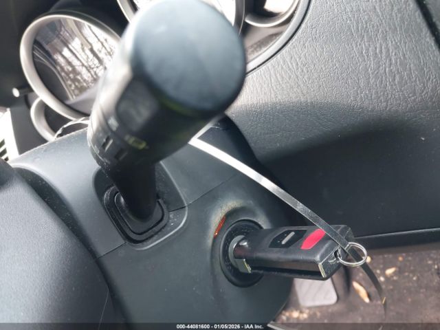 Mazda Cx Sport Image 5