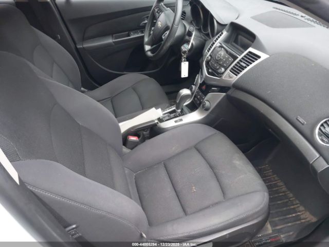 Chevrolet Cruze 1lt Auto Image 4