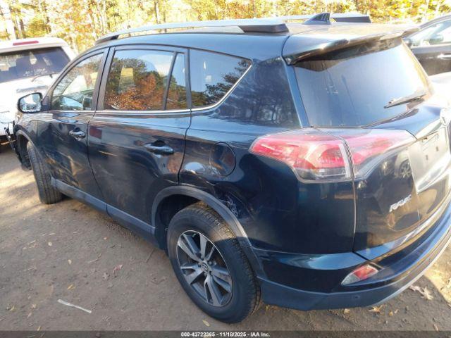 Toyota RAV4 Xle Image 12