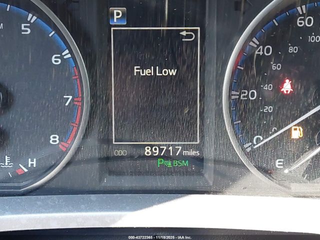 Toyota RAV4 Xle Image 14