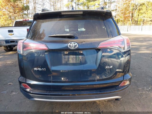 Toyota RAV4 Xle Image 15