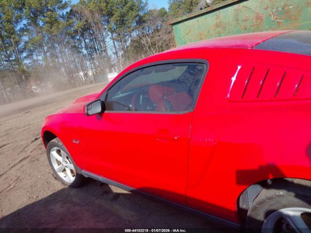 Ford Mustang Gt Premium Image 9