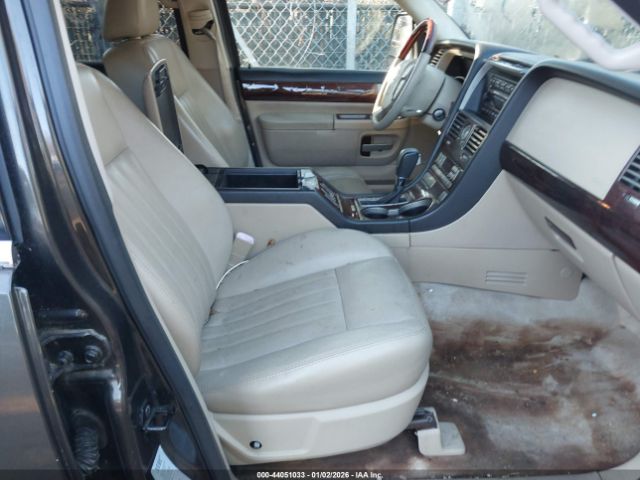 Lincoln Aviator Image 9