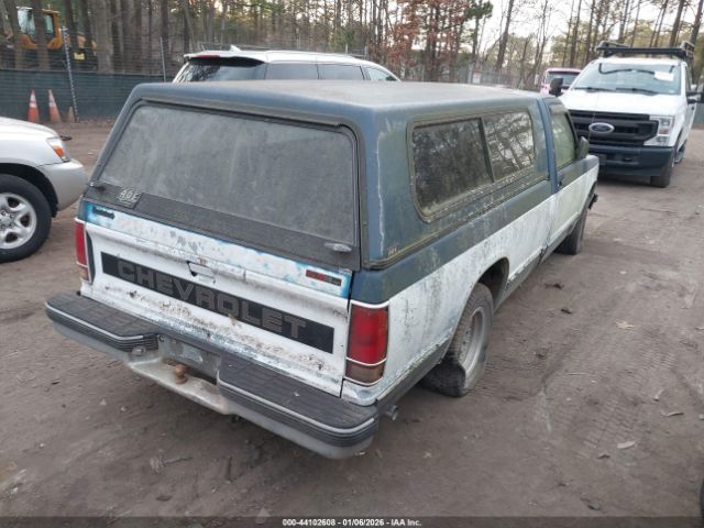 Chevrolet S Truck S10 Image 2
