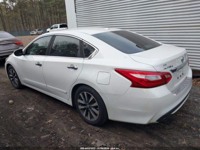 Nissan Altima 2.5 Sl Image 8