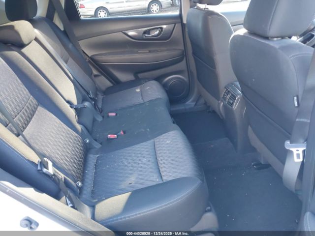 Nissan Rogue Sv Image 8