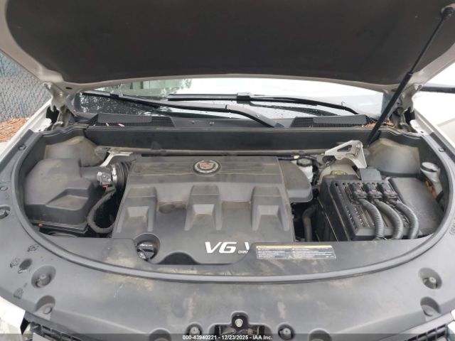 Cadillac SRX Premium Collection Image 7