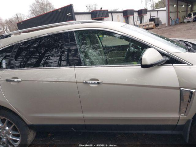 Cadillac SRX Premium Collection Image 2