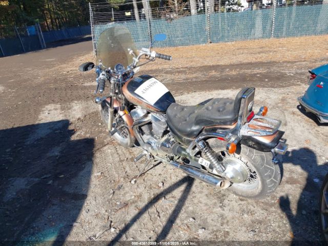 Suzuki Vs1400 Glp Image 9