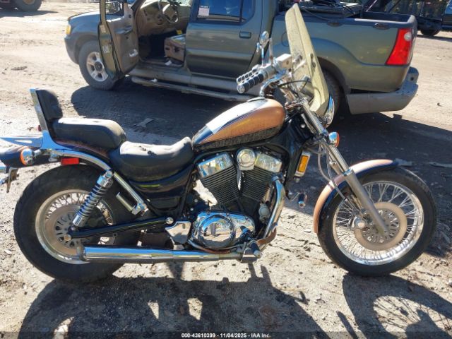 Suzuki Vs1400 Glp Image 11