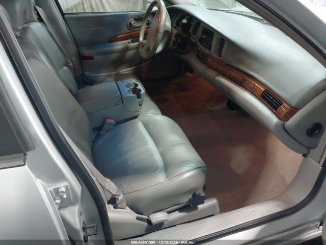 Buick LeSabre Custom Image 15