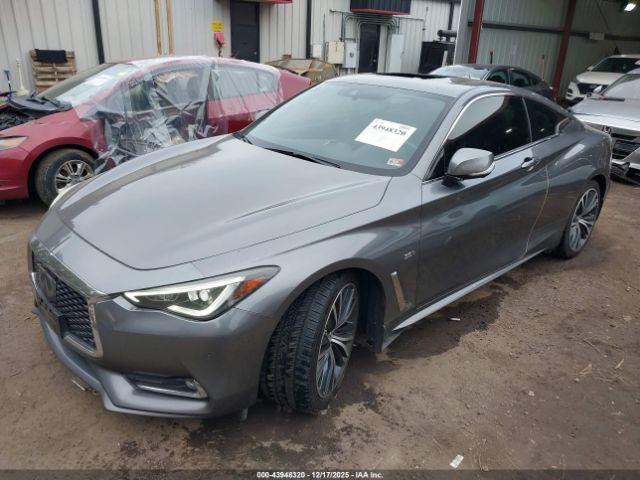 INFINITI Q60 3.0t Luxe Image 2