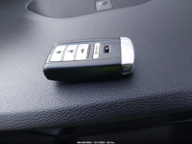 Acura TLX Tech Image 3