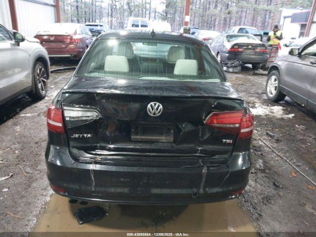 Volkswagen Jetta 1.8t Sport Image 7