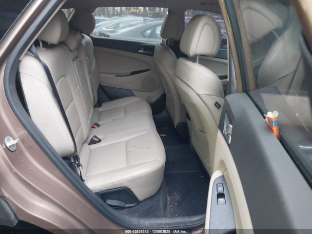 Hyundai TUCSON Limited Image 4