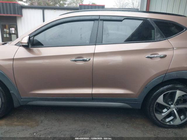 Hyundai TUCSON Limited Image 10