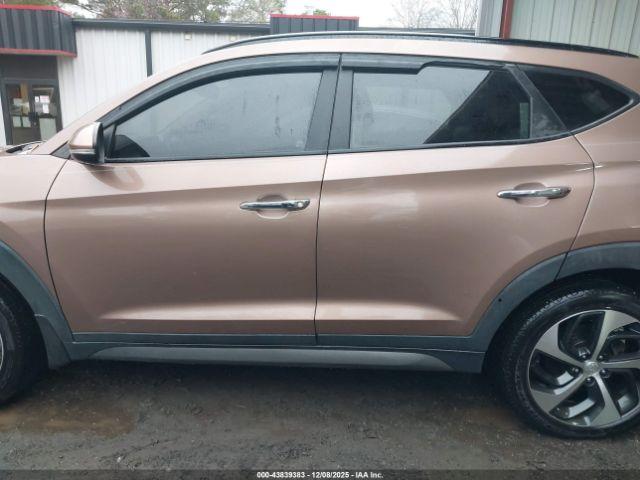 Hyundai TUCSON Limited Image 10