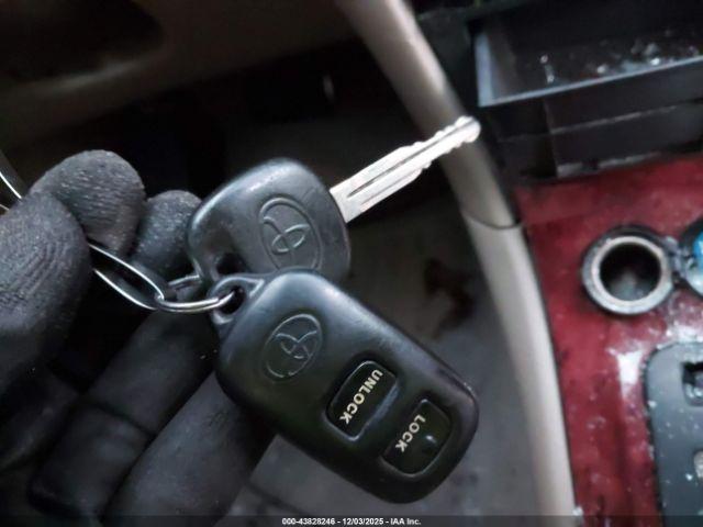 Toyota Corolla Le Image 4