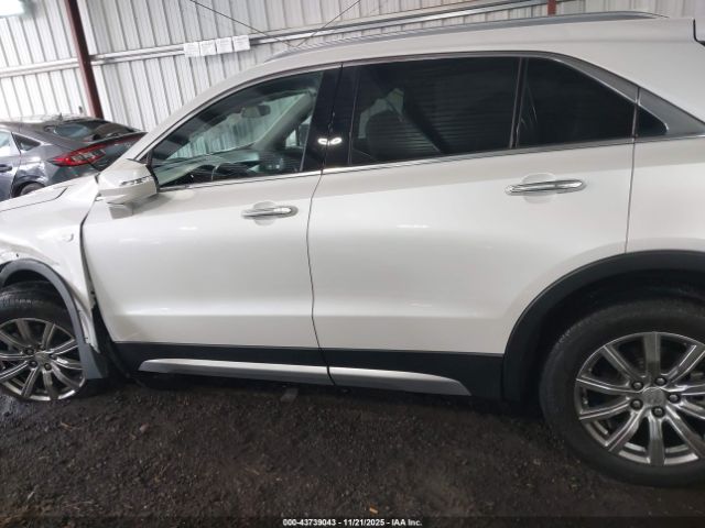Cadillac XT4 Awd Premium Luxury Image 11