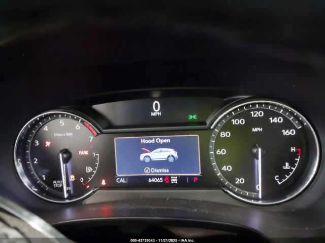 Cadillac XT4 Awd Premium Luxury Image 16