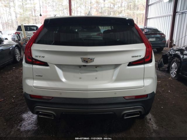Cadillac XT4 Awd Premium Luxury Image 12
