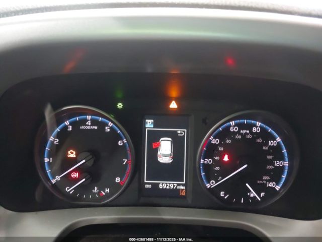 Toyota RAV4 Le Image 7