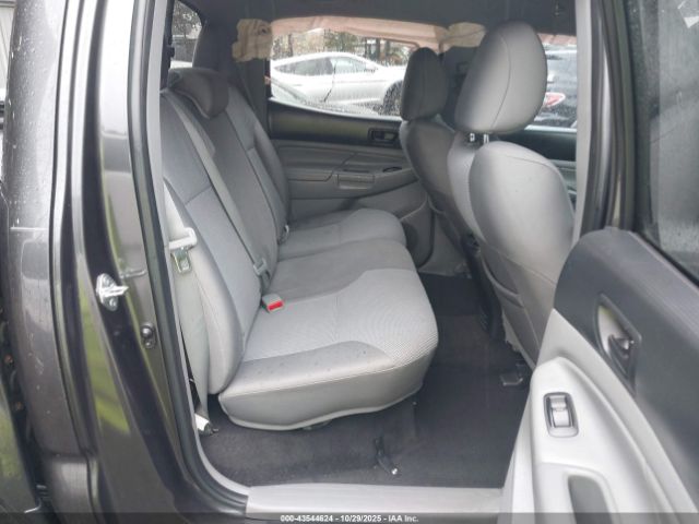 Toyota Tacoma Prerunner V6 Image 12